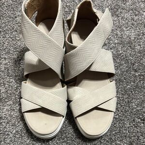 Women's Cream Sandals